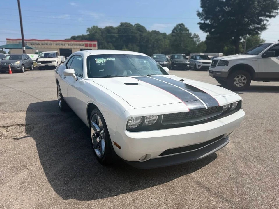 2011 Dodge Challenger 3rd Gen - Image 3 of 20