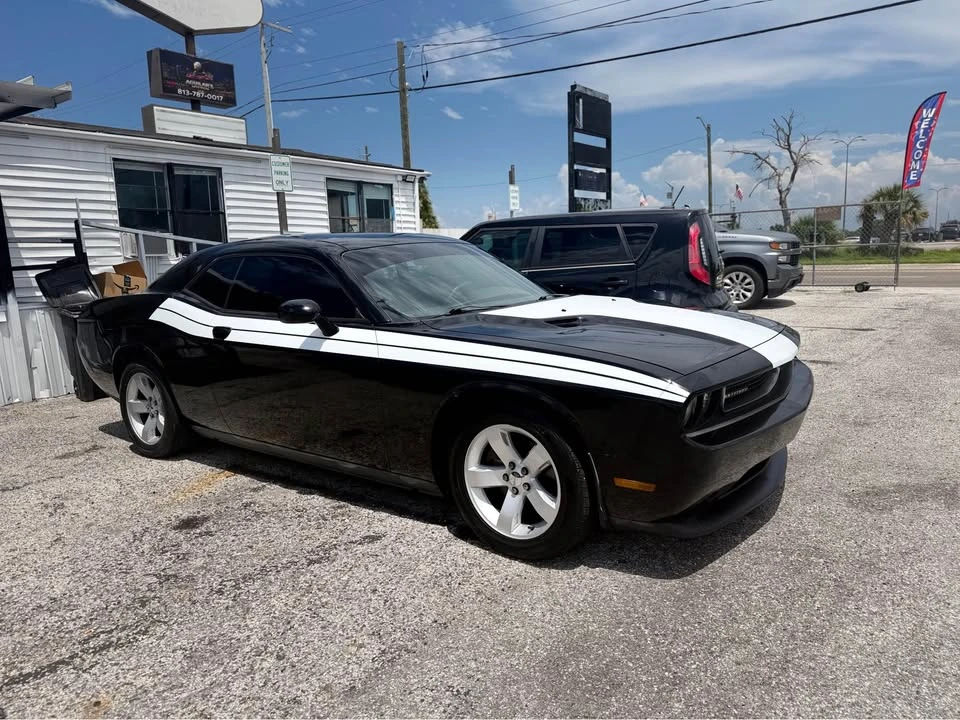 2011 Dodge Challenger 3rd Gen - Image 6 of 6