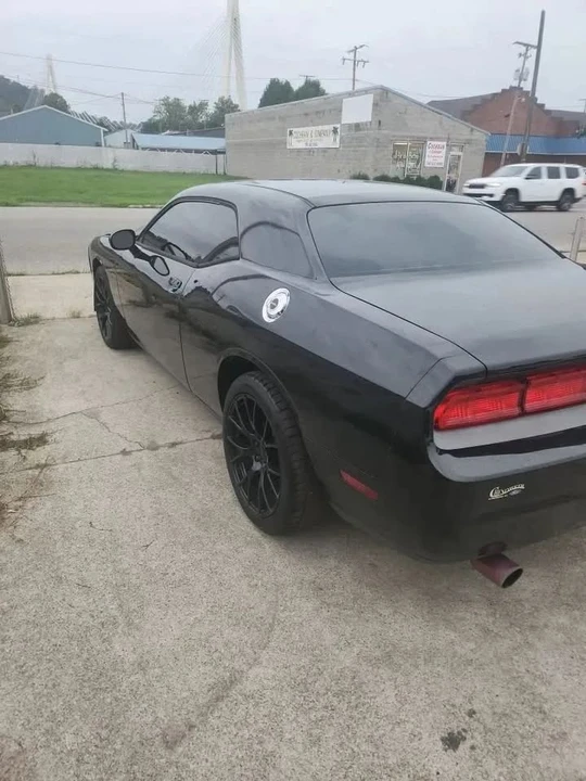 2011 Dodge Challenger 3rd Gen - Image 5 of 11