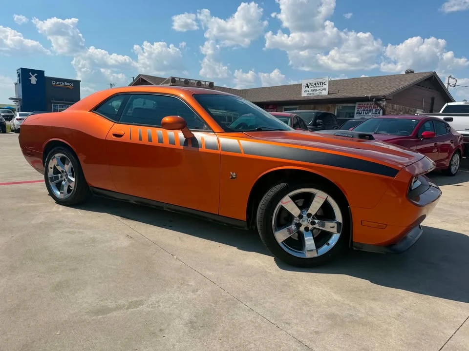 2011 Dodge Challenger 3rd Gen - Image 2 of 20