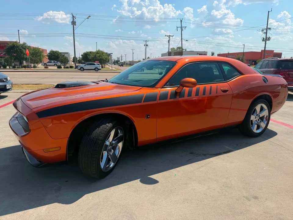 2011 Dodge Challenger 3rd Gen - Image 9 of 20