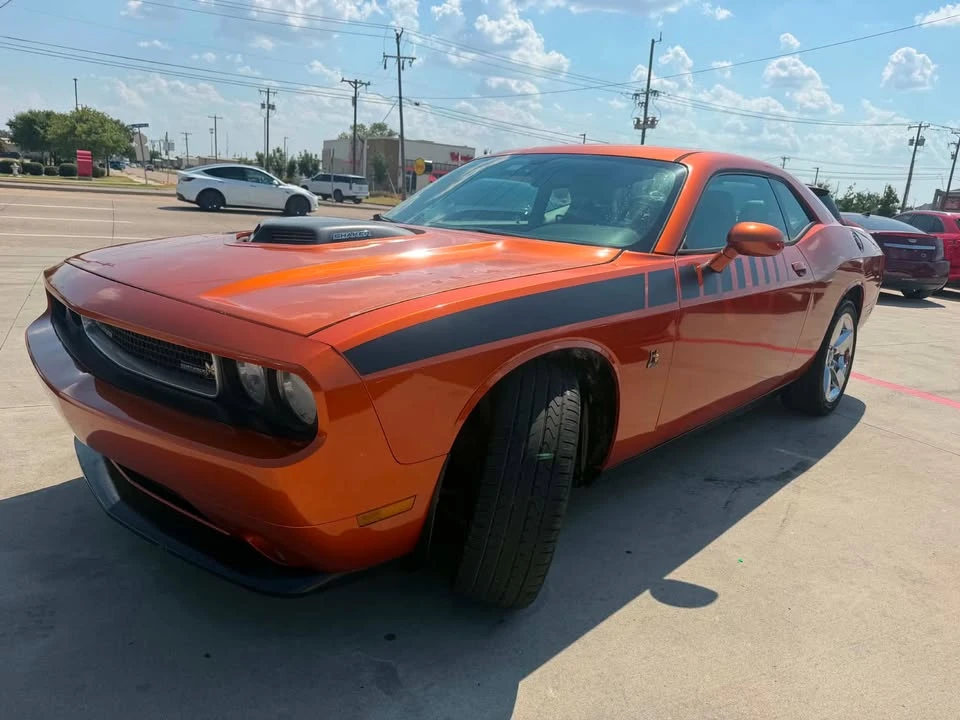 2011 Dodge Challenger 3rd Gen - Image 10 of 20