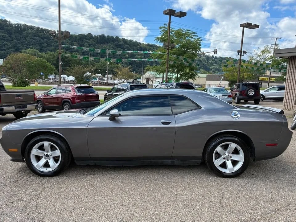 2011 Dodge Challenger 3rd Gen - Image 8 of 16