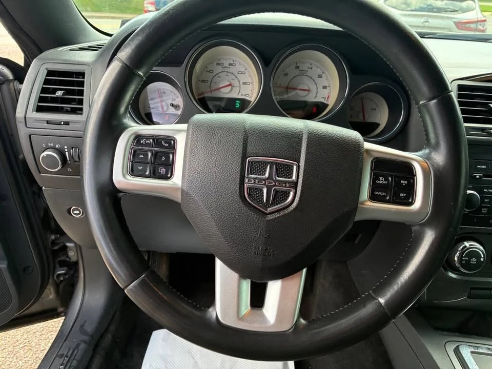 2011 Dodge Challenger 3rd Gen - Image 11 of 16