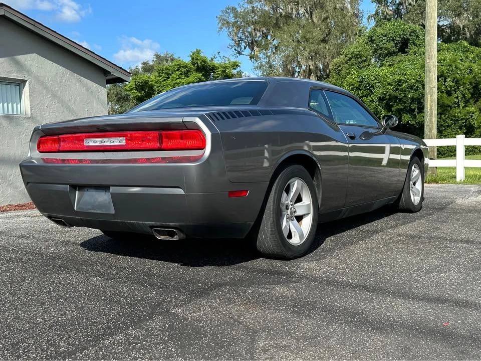 2011 Dodge Challenger 3rd Gen - Image 9 of 15