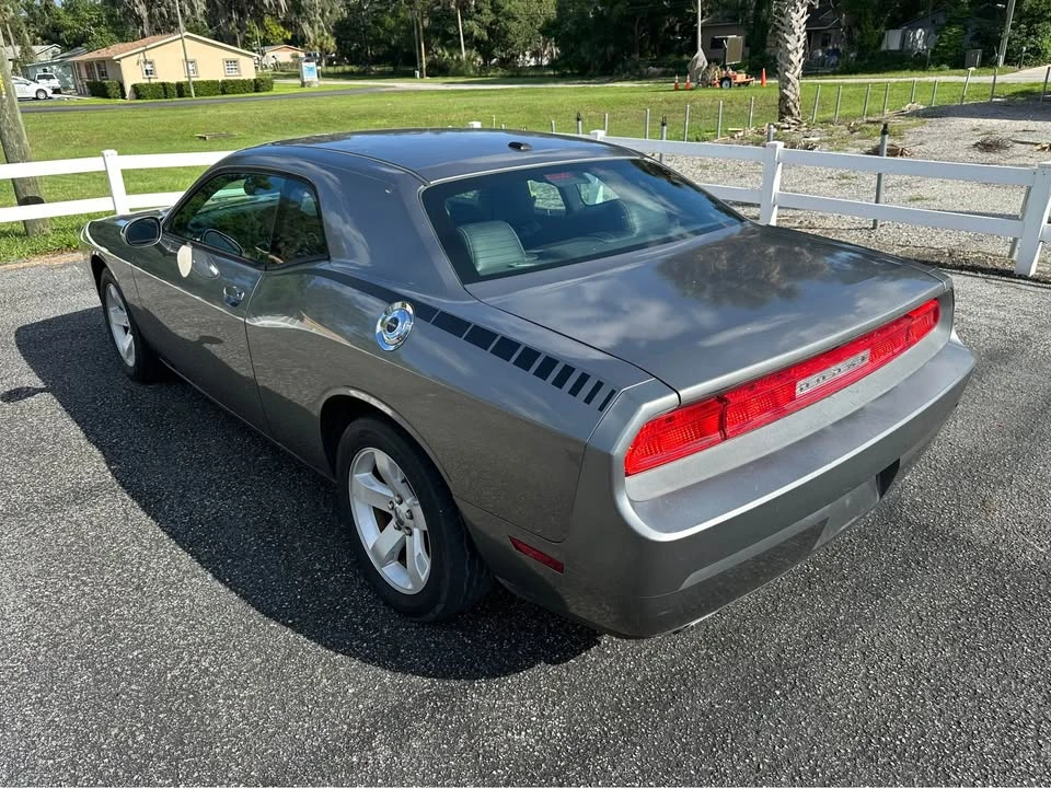 2011 Dodge Challenger 3rd Gen - Image 7 of 15