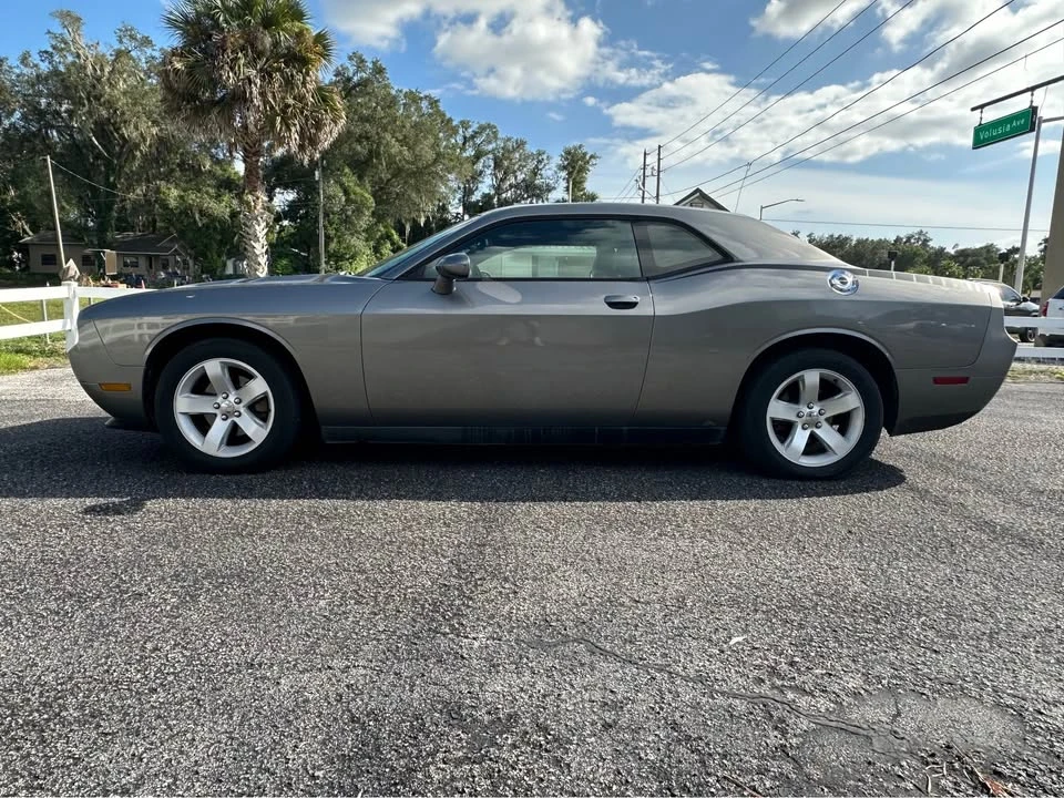 2011 Dodge Challenger 3rd Gen - Image 5 of 15