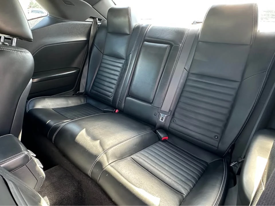 2011 Dodge Challenger 3rd Gen - Image 14 of 15