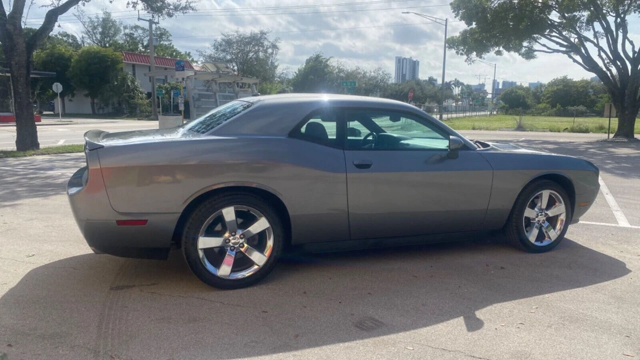 2011 Dodge Challenger 3rd Gen - Image 2 of 12