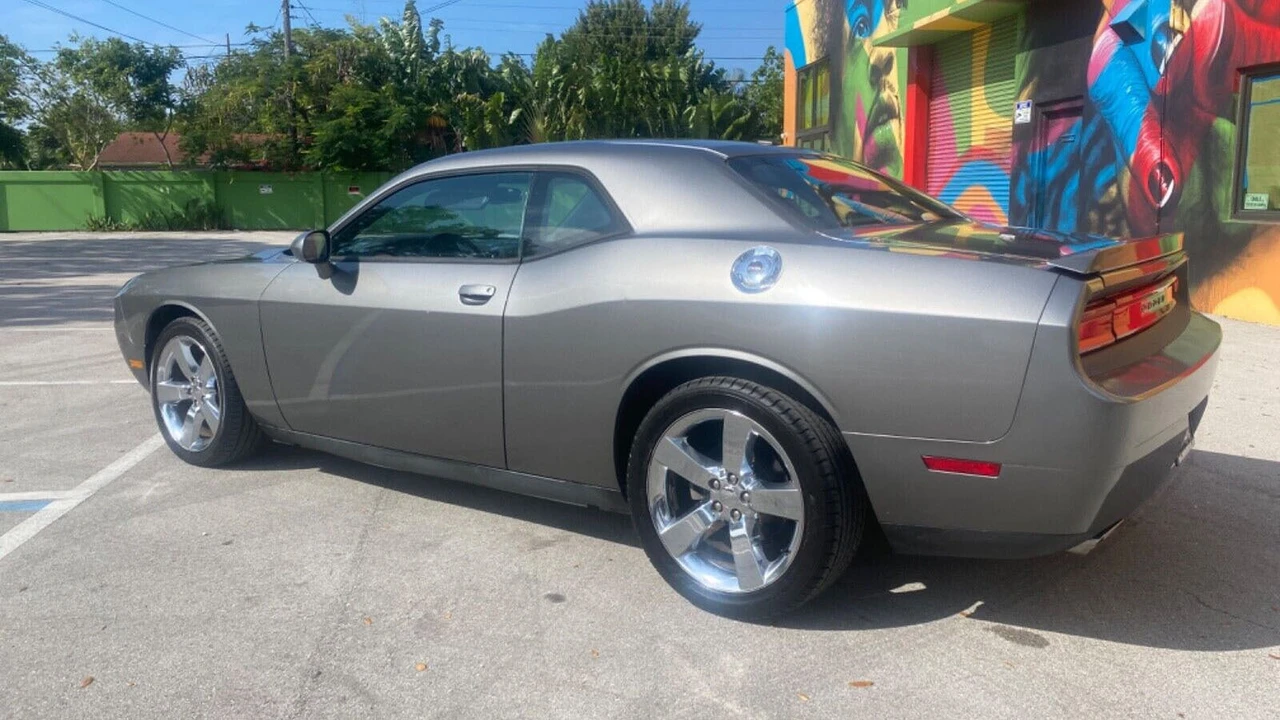 2011 Dodge Challenger 3rd Gen - Image 3 of 12