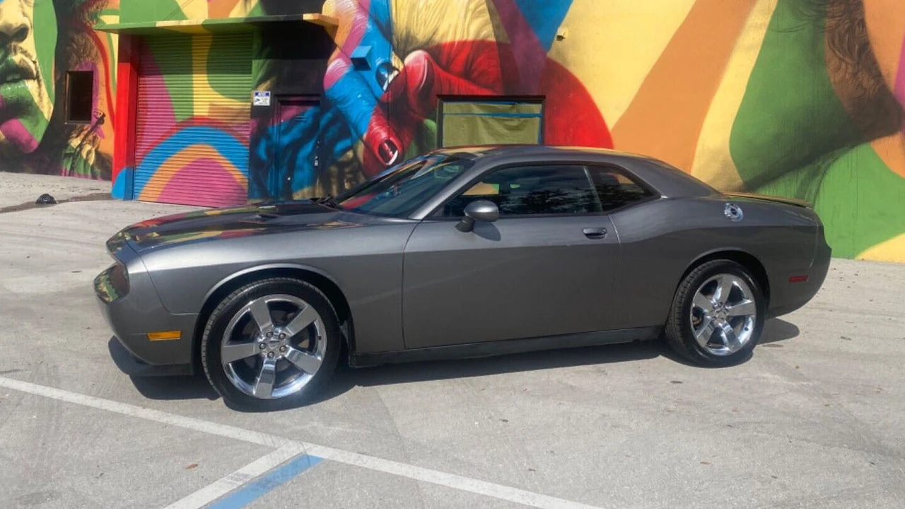 2011 Dodge Challenger 3rd Gen - Image 10 of 12