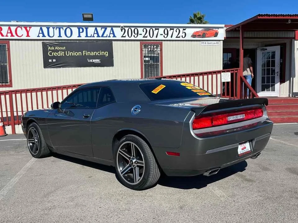 2011 Dodge Challenger 3rd Gen - Image 6 of 19