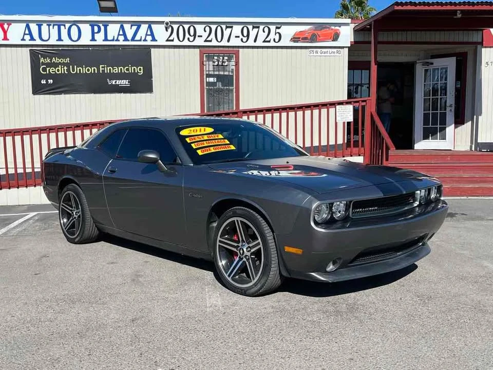 2011 Dodge Challenger 3rd Gen - Image 3 of 19