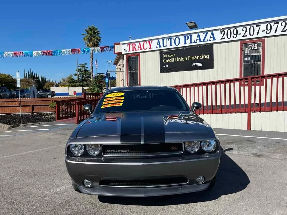 2011 Dodge Challenger 3rd Gen - Image 2 of 19