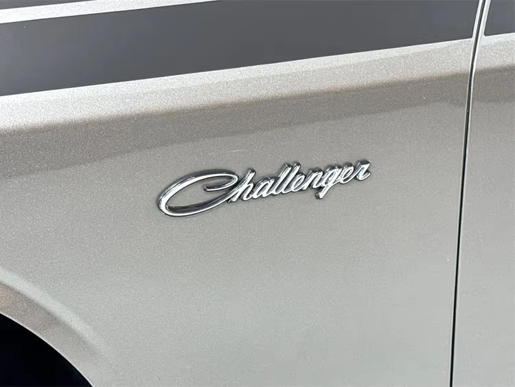 2011 Dodge Challenger 3rd Gen - Image 17 of 20