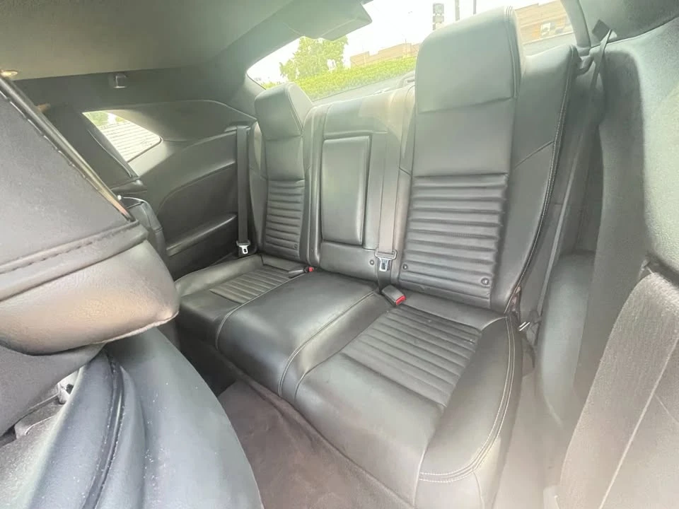 2011 Dodge Challenger 3rd Gen - Image 6 of 8