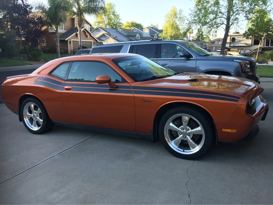 2011 Dodge Challenger 3rd Gen - Image 2 of 10