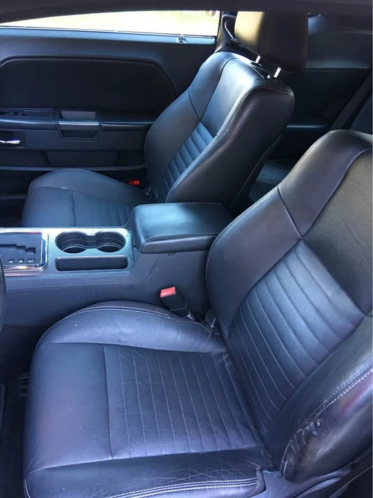 2011 Dodge Challenger 3rd Gen - Image 8 of 10
