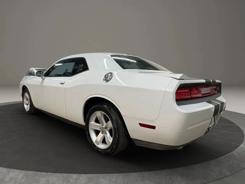 2011 Dodge Challenger 3rd Gen - Image 8 of 12