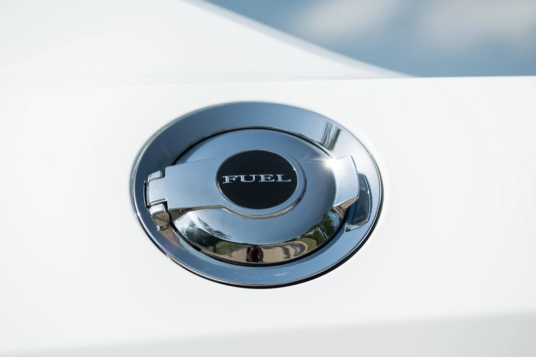 2011 Dodge Challenger 3rd Gen - Image 16 of 31