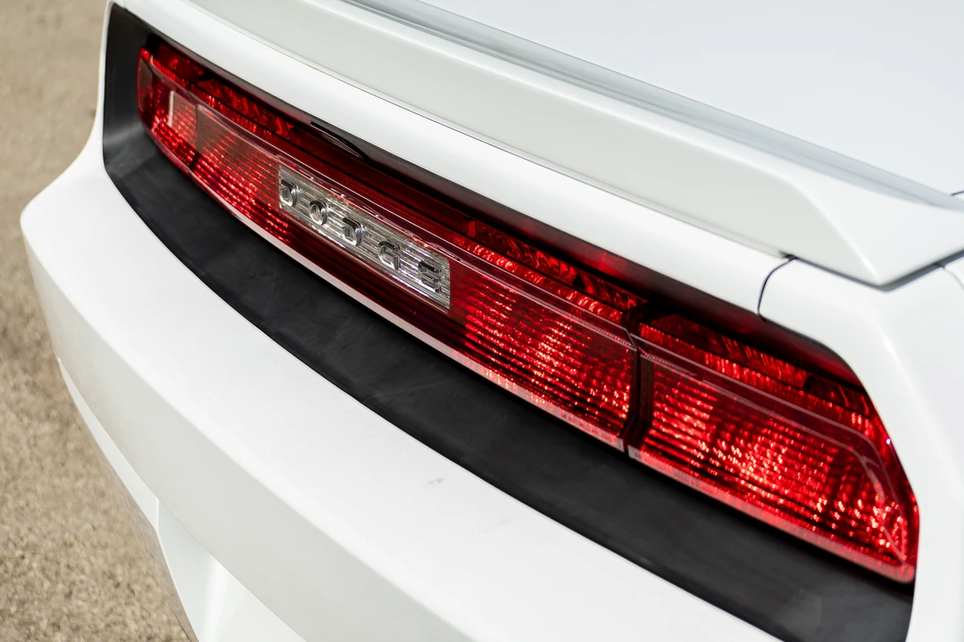 2011 Dodge Challenger 3rd Gen - Image 15 of 31