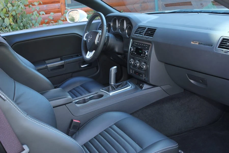 2011 Dodge Challenger 3rd Gen - Image 5 of 12