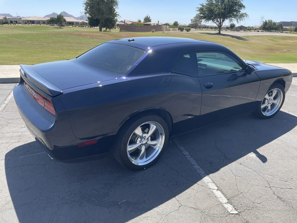 2011 Dodge Challenger 3rd Gen - Image 3 of 8