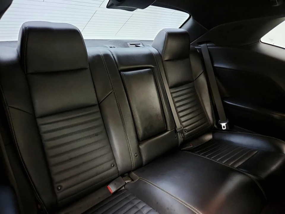 2011 Dodge Challenger 3rd Gen - Image 25 of 31
