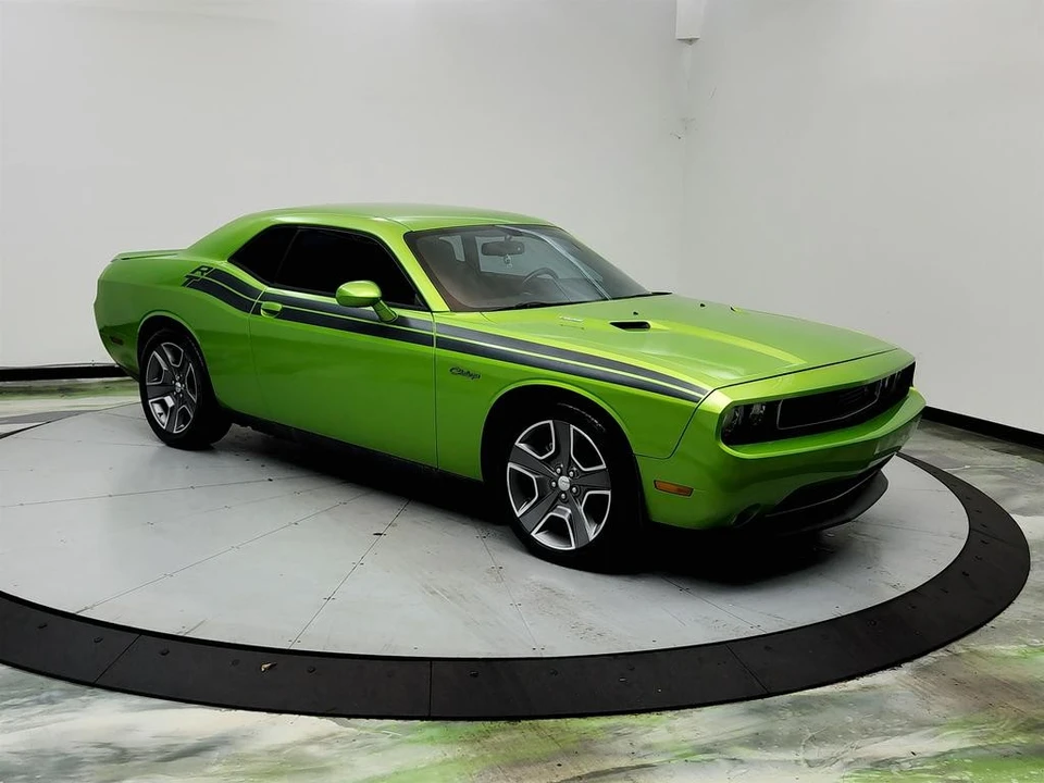 2011 Dodge Challenger 3rd Gen - Image 3 of 31