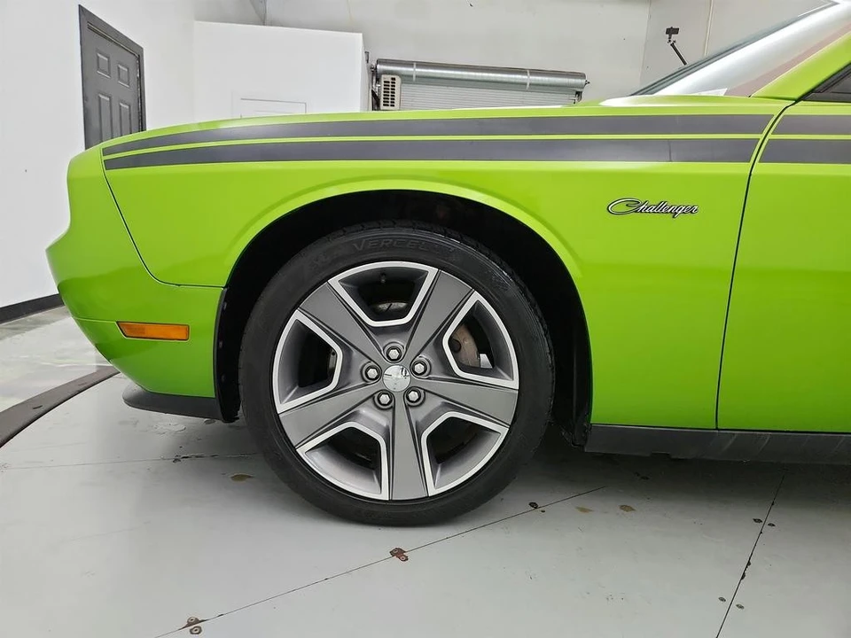 2011 Dodge Challenger 3rd Gen - Image 27 of 31