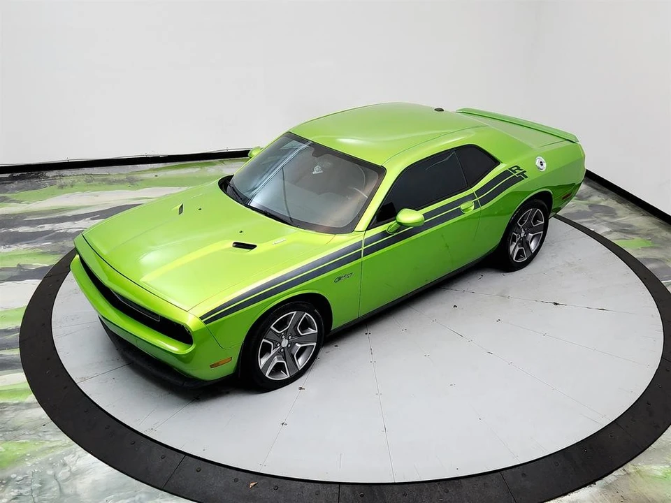 2011 Dodge Challenger 3rd Gen - Image 28 of 31