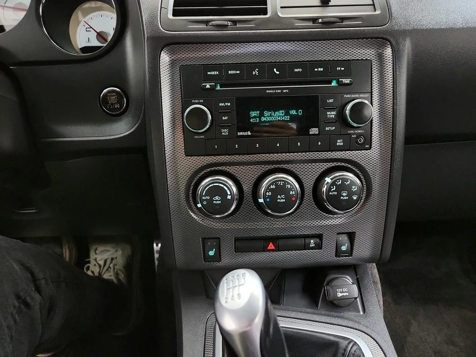 2011 Dodge Challenger 3rd Gen - Image 18 of 31