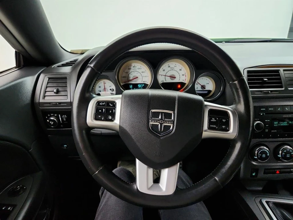 2011 Dodge Challenger 3rd Gen - Image 16 of 31