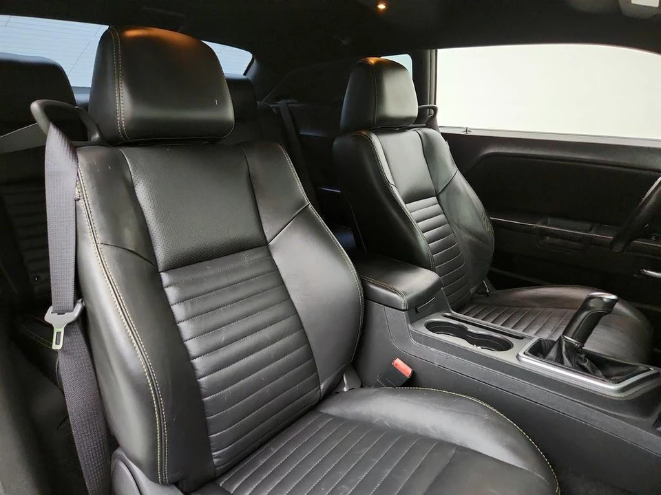 2011 Dodge Challenger 3rd Gen - Image 23 of 31