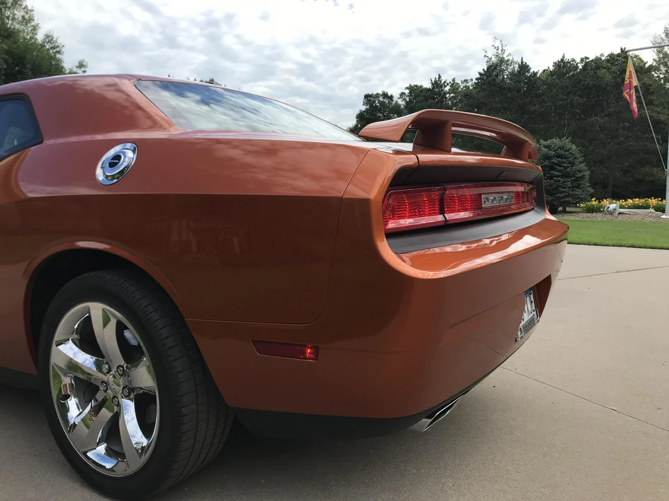 2011 Dodge Challenger 3rd Gen - Image 15 of 31