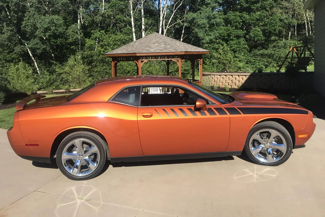 2011 Dodge Challenger 3rd Gen - Image 3 of 31