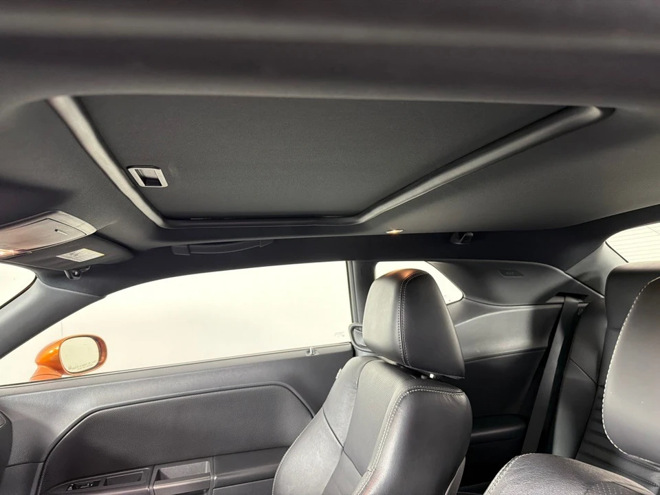 2011 Dodge Challenger 3rd Gen - Image 14 of 22