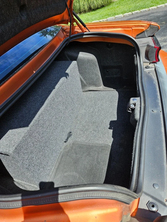 2011 Dodge Challenger 3rd Gen - Image 14 of 19