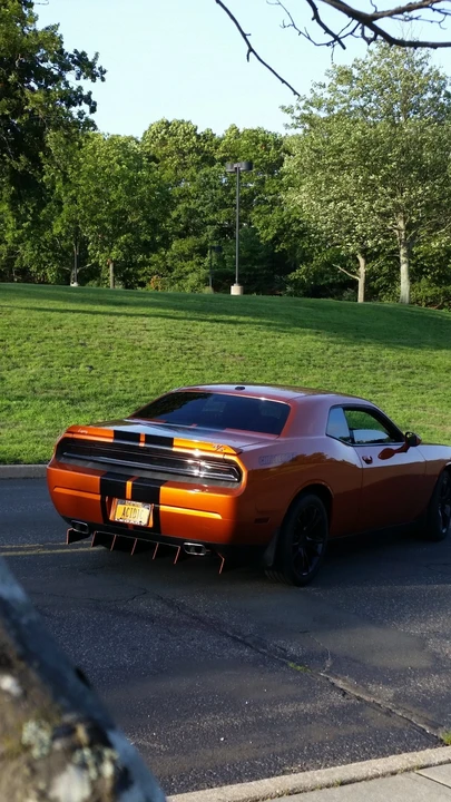 2011 Dodge Challenger 3rd Gen - Image 5 of 19