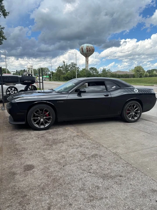 2011 Dodge Challenger 3rd Gen - Image 5 of 5