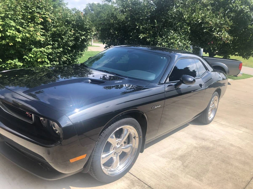 2011 Dodge Challenger 3rd Gen - Image 7 of 12