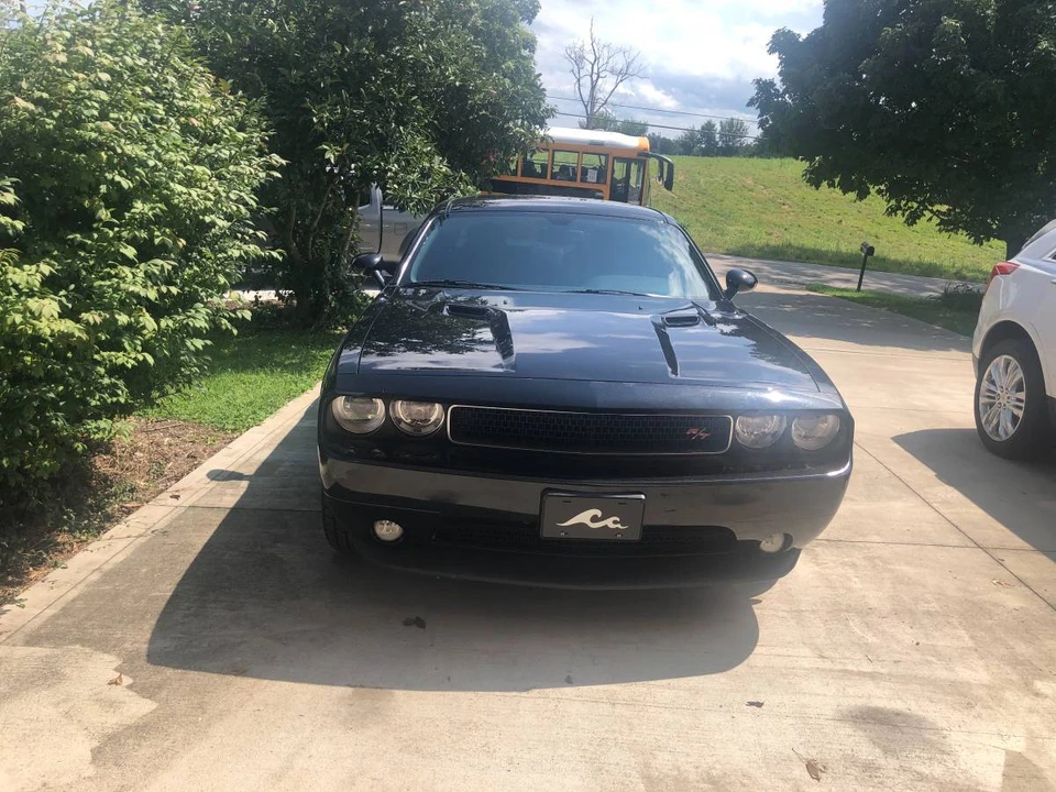 2011 Dodge Challenger 3rd Gen - Image 2 of 12