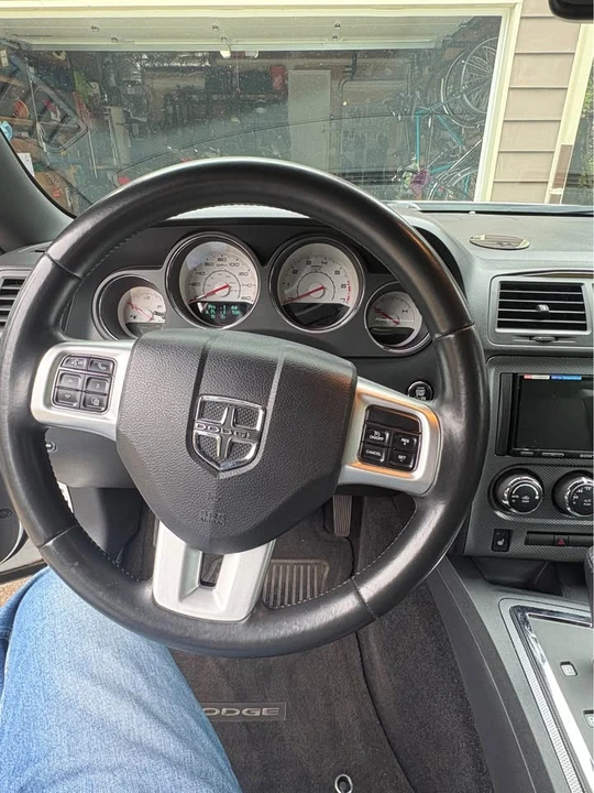 2011 Dodge Challenger 3rd Gen - Image 7 of 11