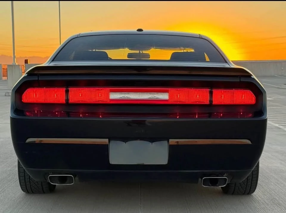 2011 Dodge Challenger 3rd Gen - Image 5 of 17