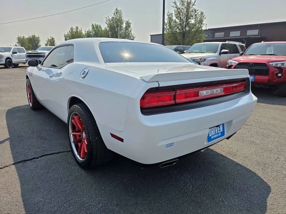 2011 Dodge Challenger 3rd Gen - Image 4 of 9