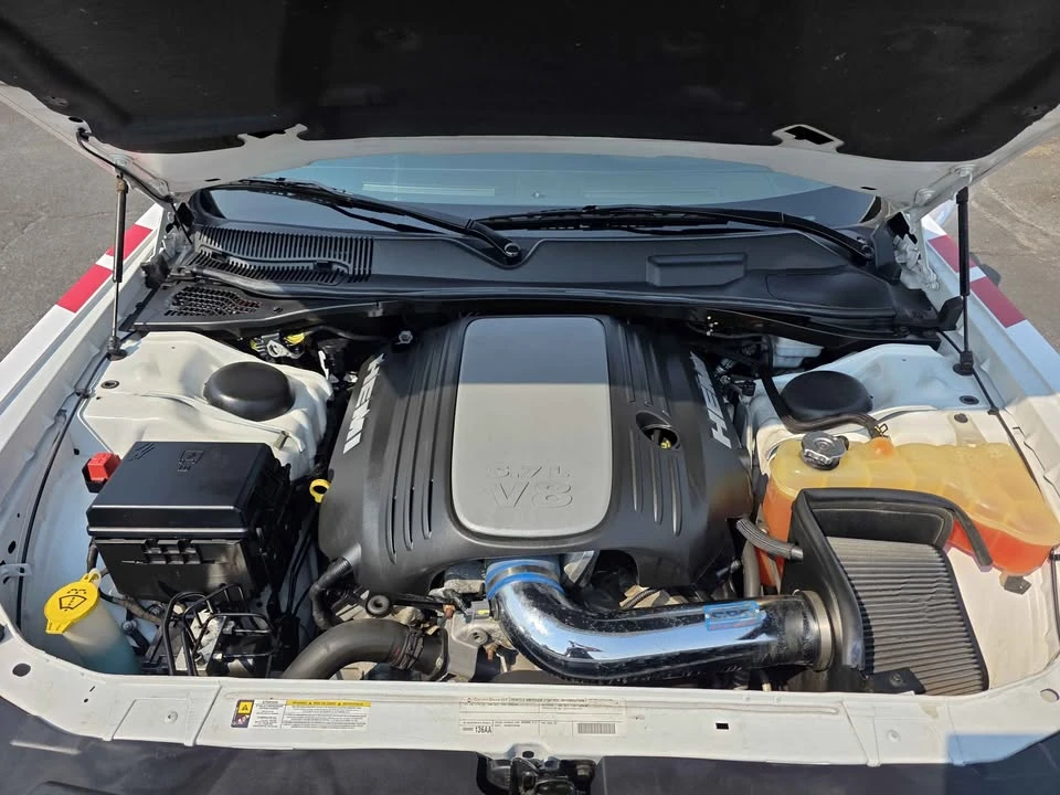2011 Dodge Challenger 3rd Gen - Image 7 of 9