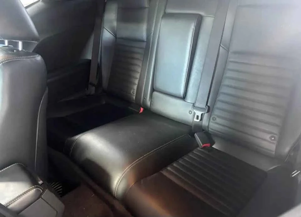 2011 Dodge Challenger 3rd Gen - Image 7 of 10