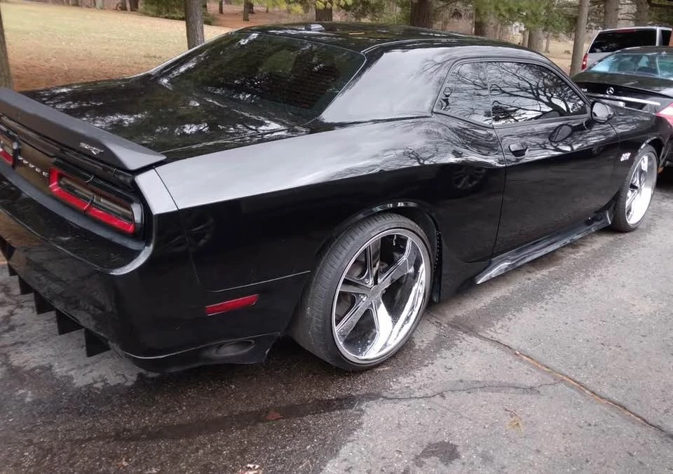 2011 Dodge Challenger 3rd Gen - Image 5 of 12