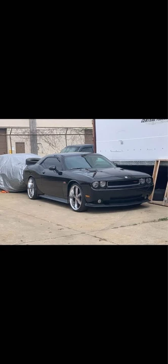 2011 Dodge Challenger 3rd Gen - Image 11 of 12