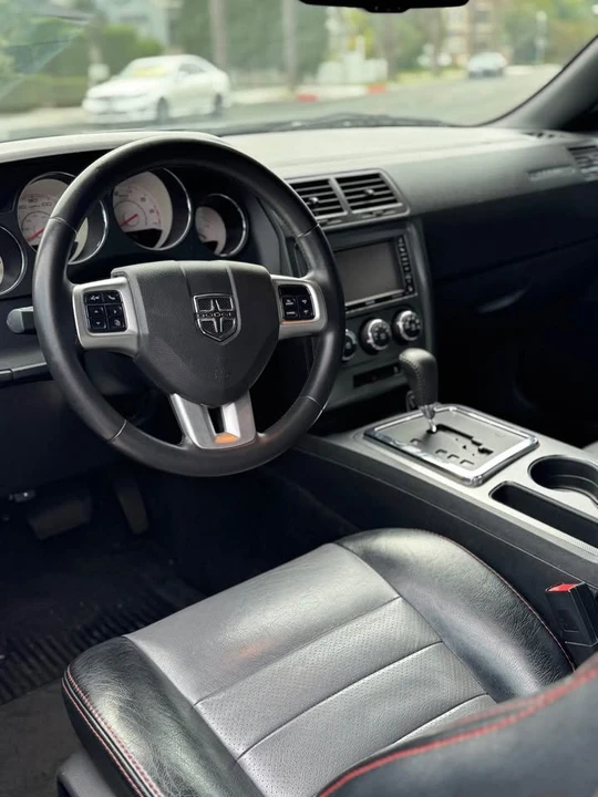 2011 Dodge Challenger 3rd Gen - Image 13 of 13